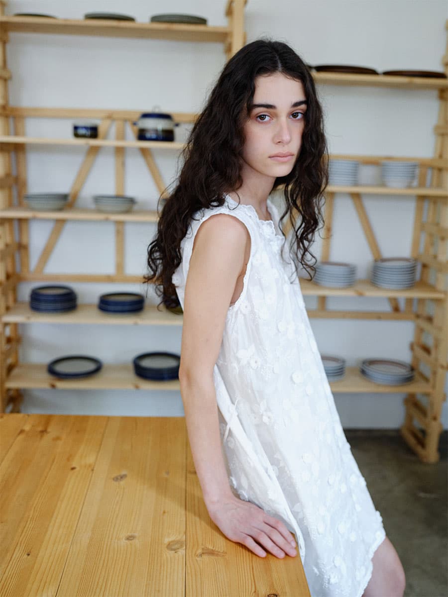 TIR EMBROIDERED COTTON MIDI DRESS_WHITE — vue 2