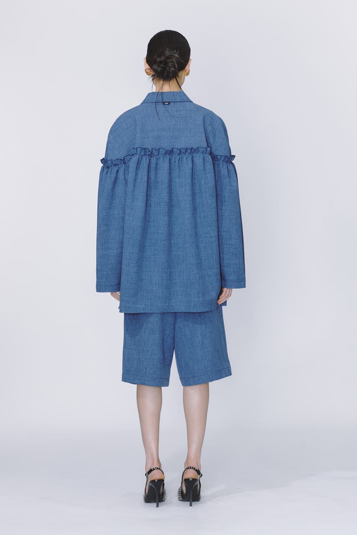 Oversized Half And Half Horizontal Ruffel 3-Button Blazer — vue 6