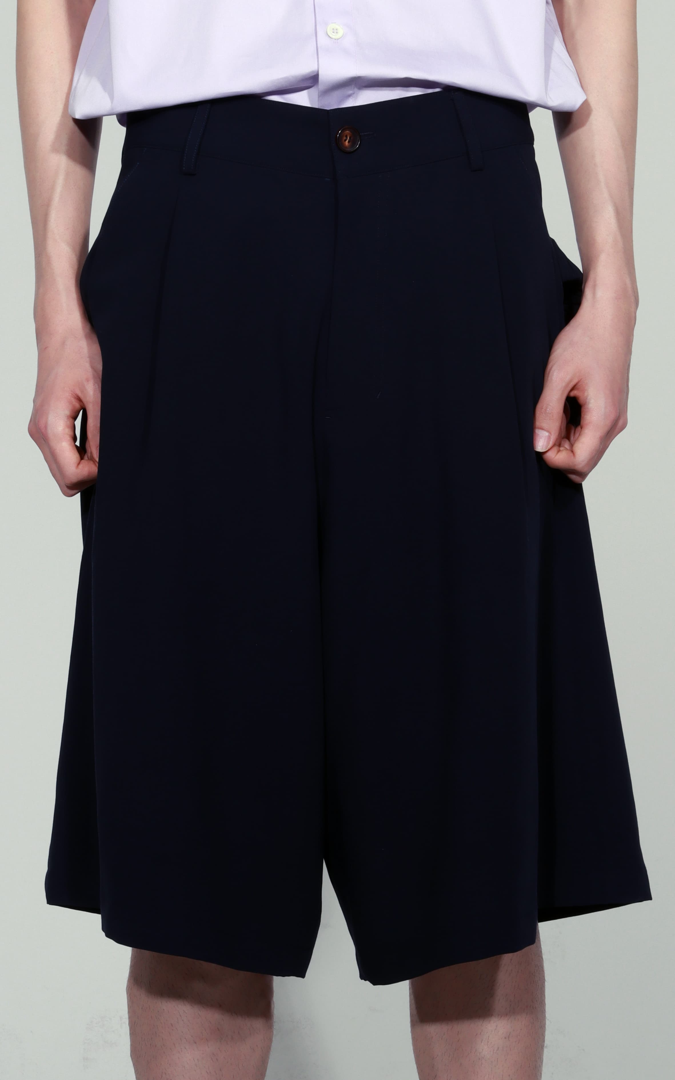 Easy Cut Shorts (NVY) — vue 7