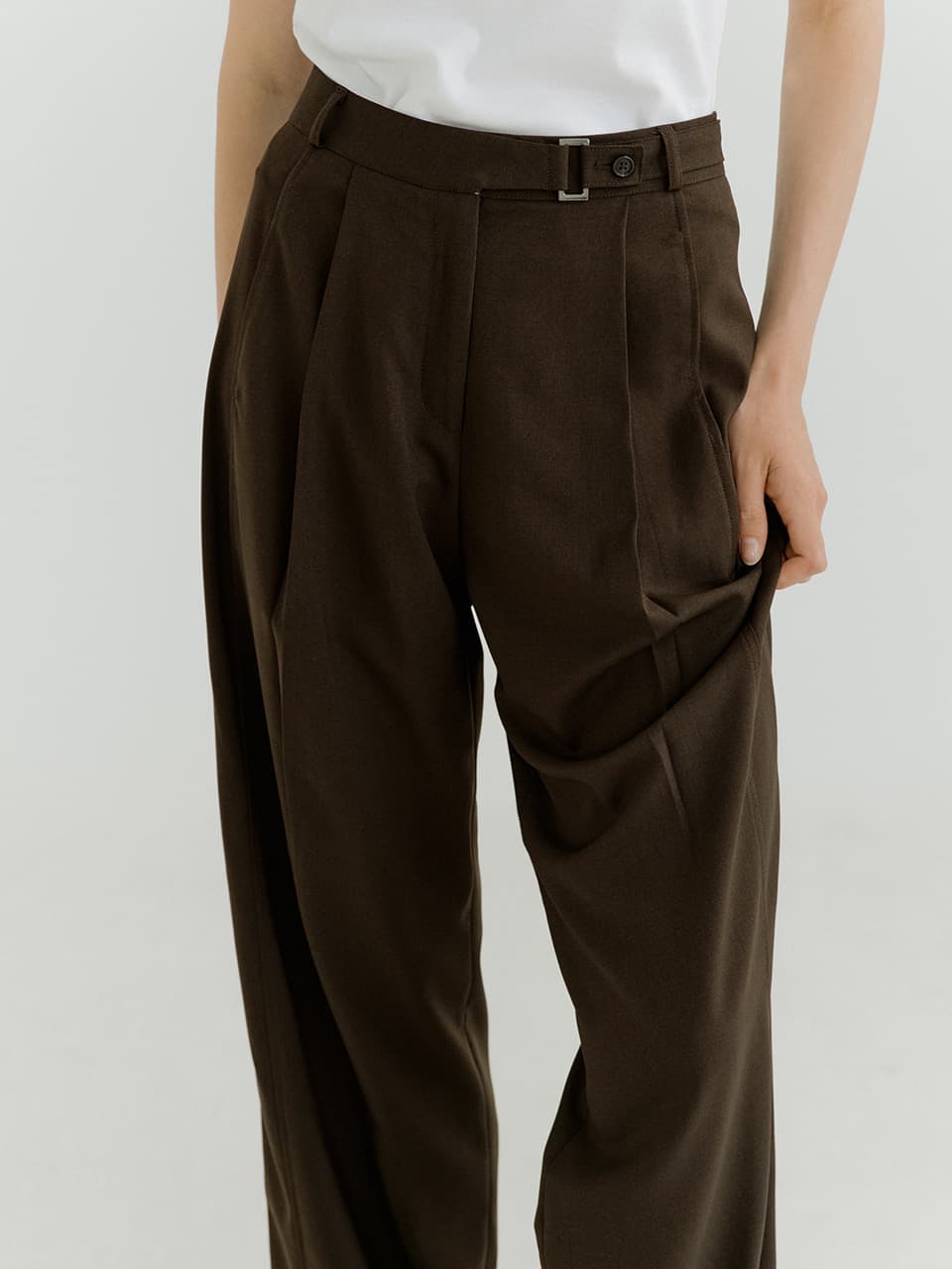 button side cutting-line slacks (deep brown) orc 6062 — vue 4