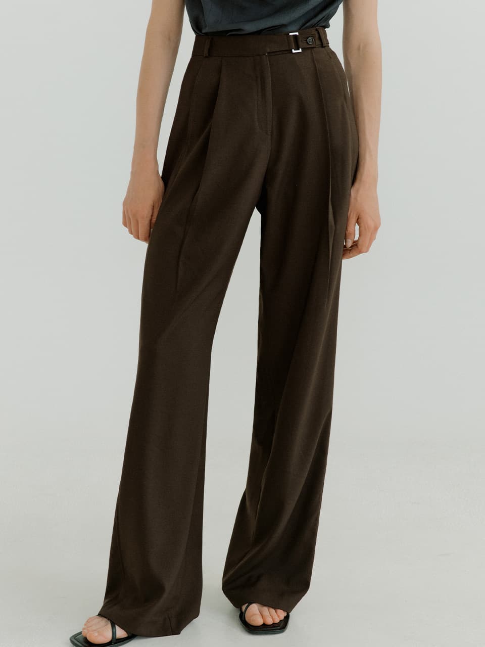 button side cutting-line slacks (deep brown) orc 6062 — vue 1