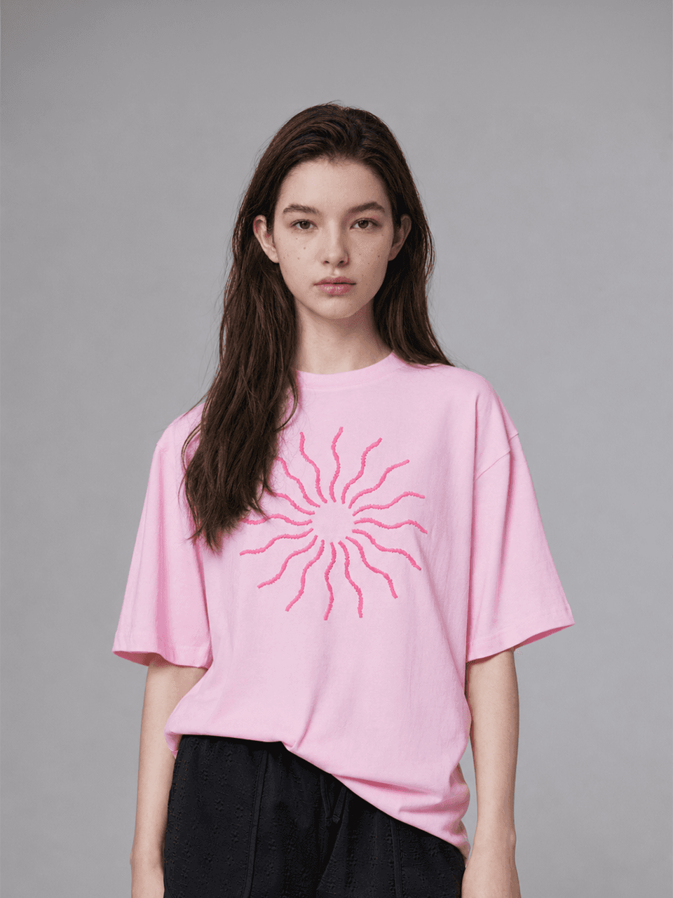 The sun volume embroidered T shirt - Pink — vue 1