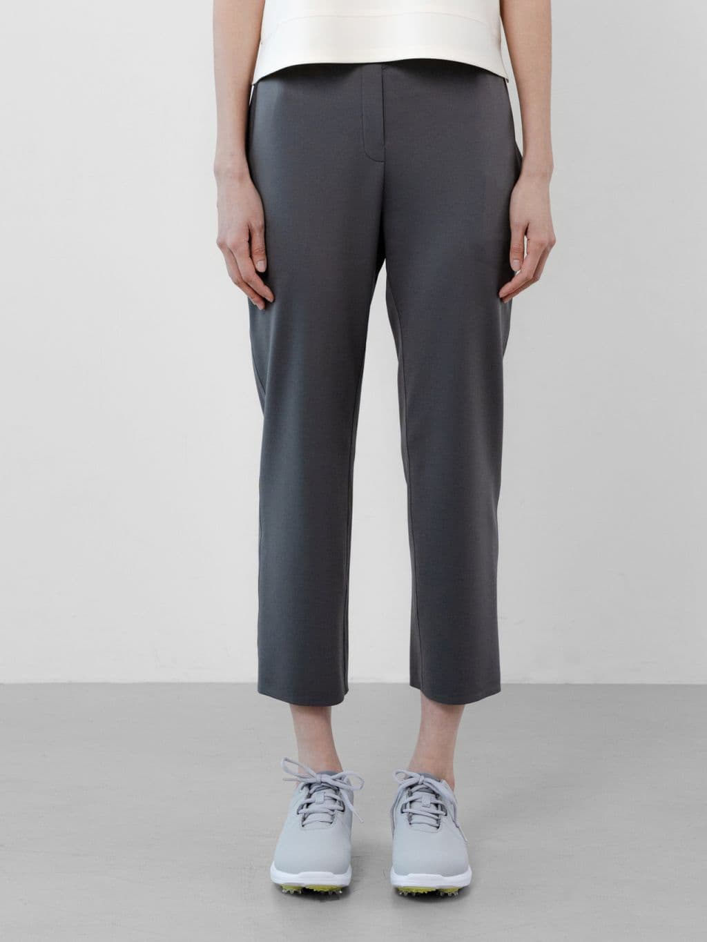 Field Easy Pants (Deep Gray) — vue 3