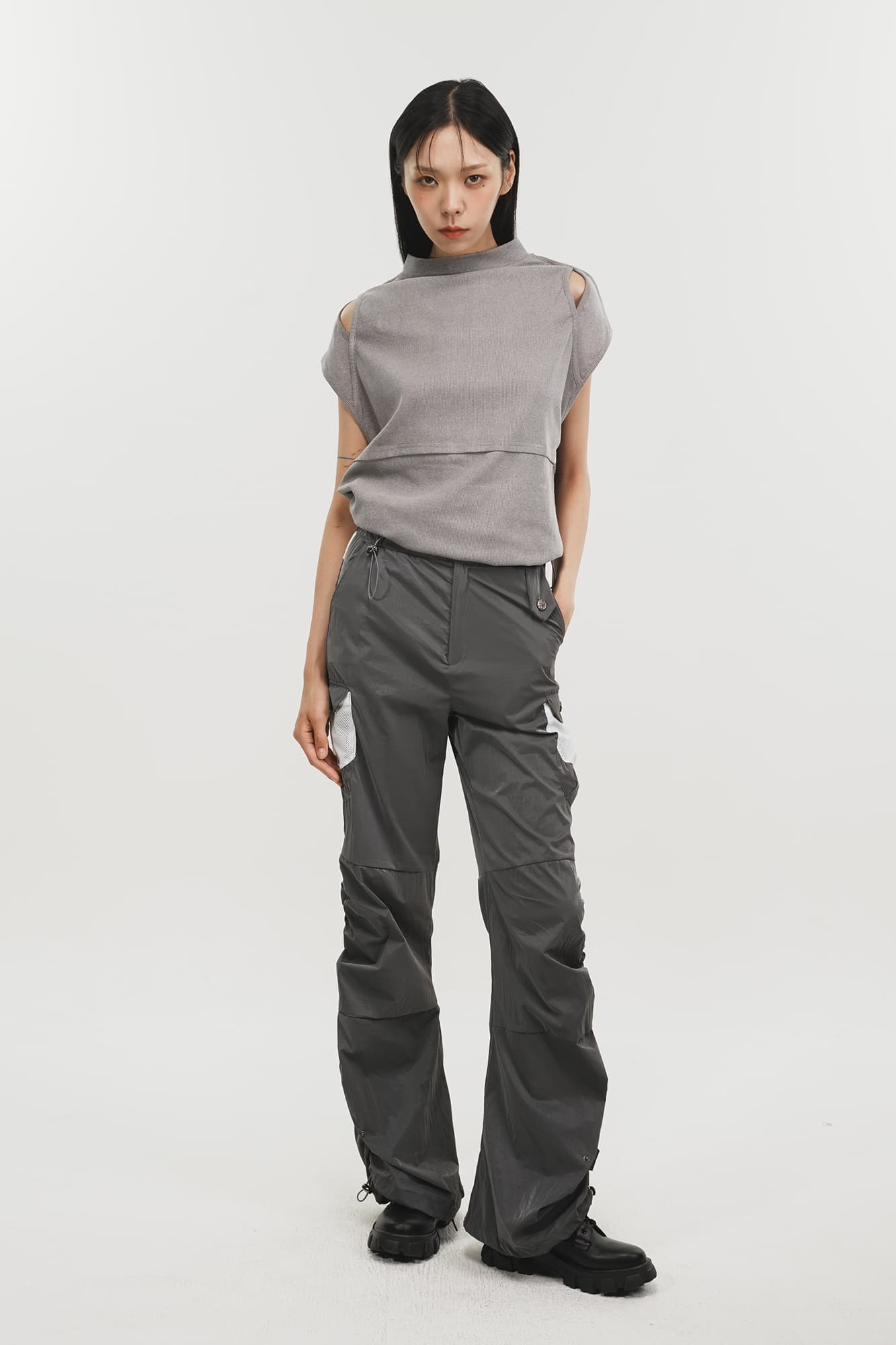 Side Shirring Panel Pants — vue 1