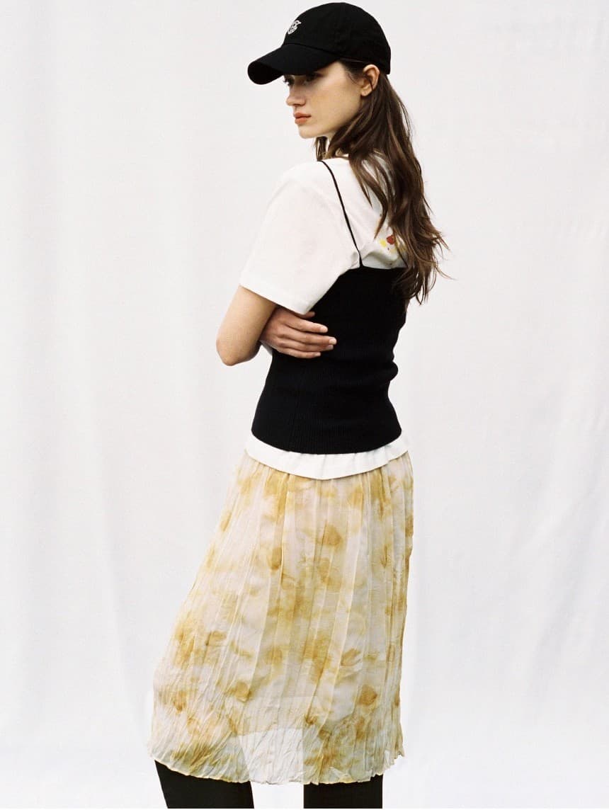 Tie Dyed Wrinkle Midi Skirt in Yellow — vue 3