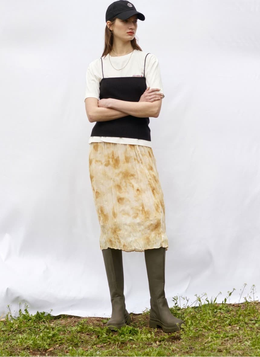 Tie Dyed Wrinkle Midi Skirt in Yellow — vue 6