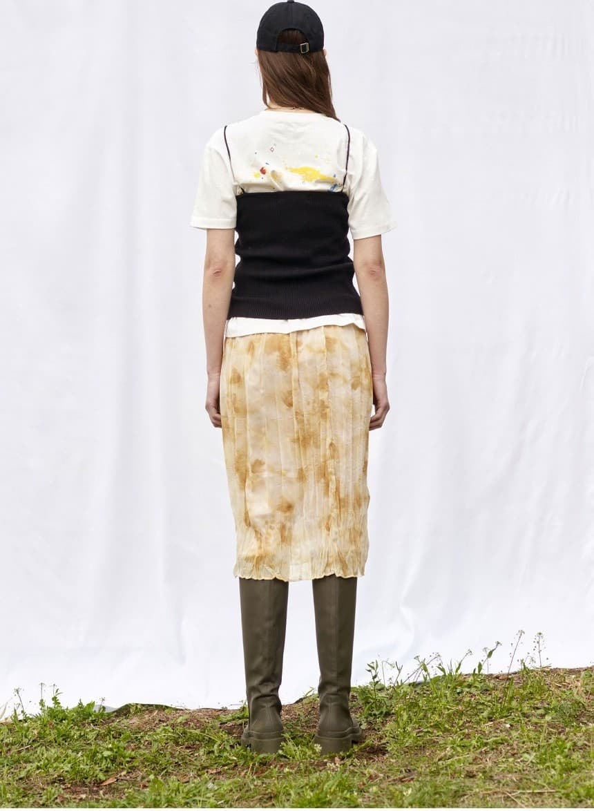 Tie Dyed Wrinkle Midi Skirt in Yellow — vue 9
