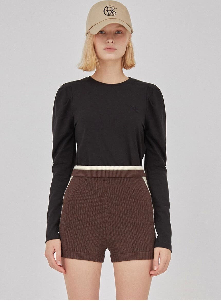 Puff Volume Sleeve T-Shirt in Black — vue 9