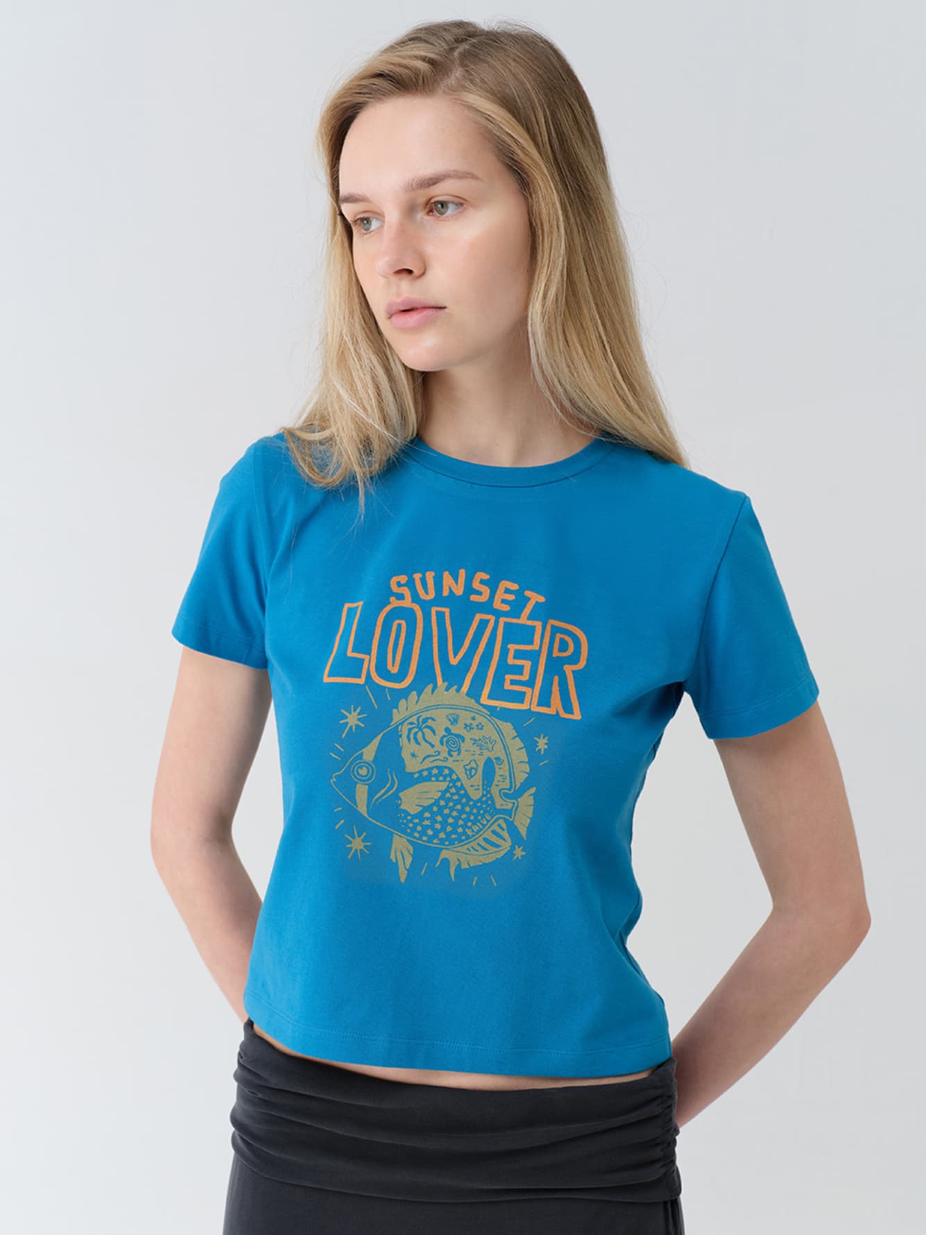 Fish Lover Graphic T-shirts — vue 3