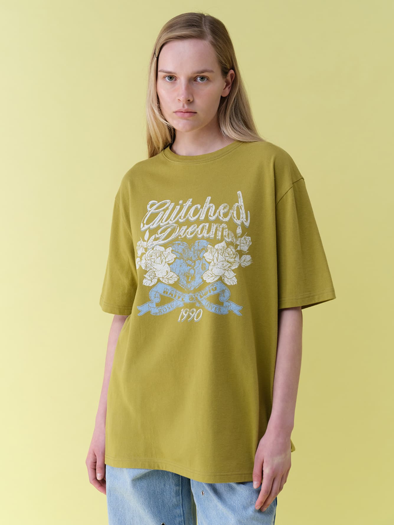 Rose Glitched Dream Graphic T-shirts — vue 3