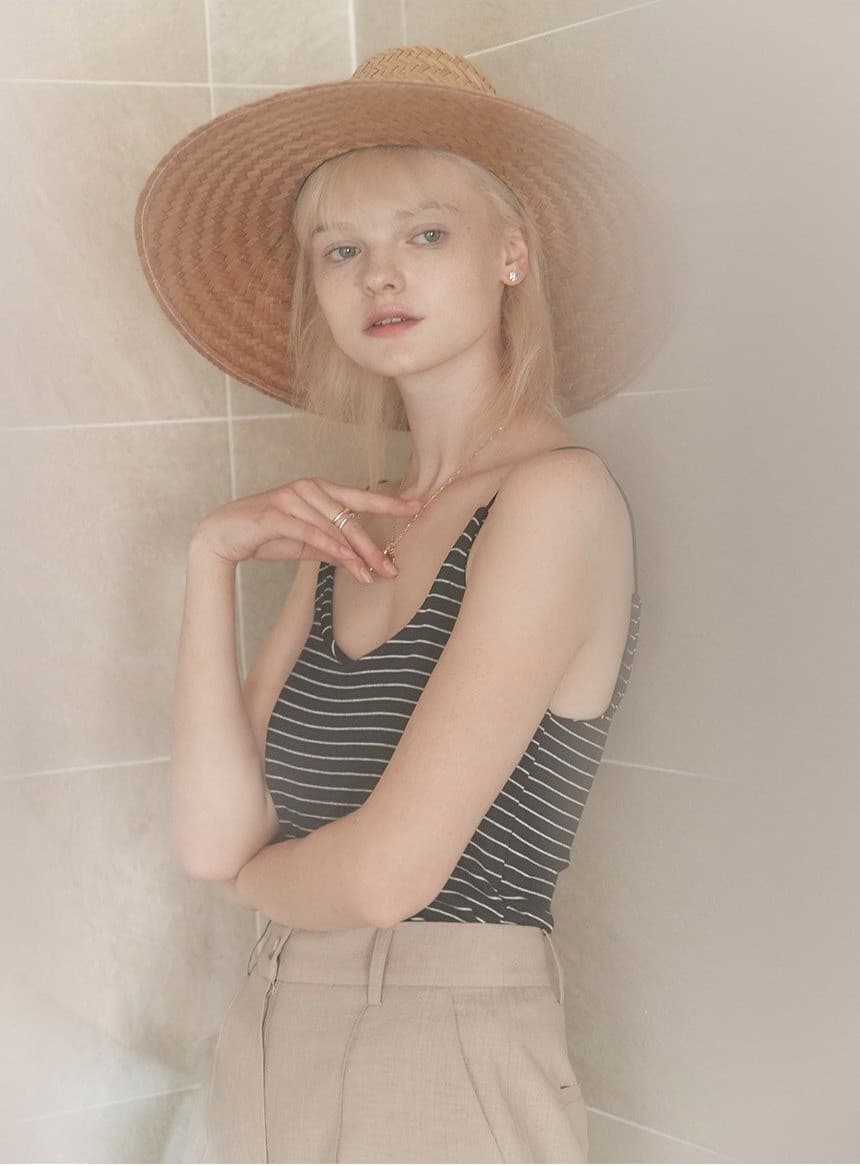 Stripe Strap Sleeveless Top in D/Navy — vue 10