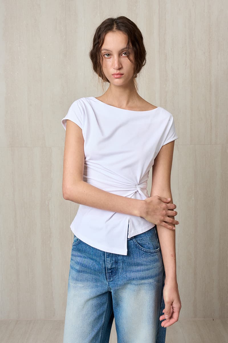 Twisted Drape Top White — vue 3