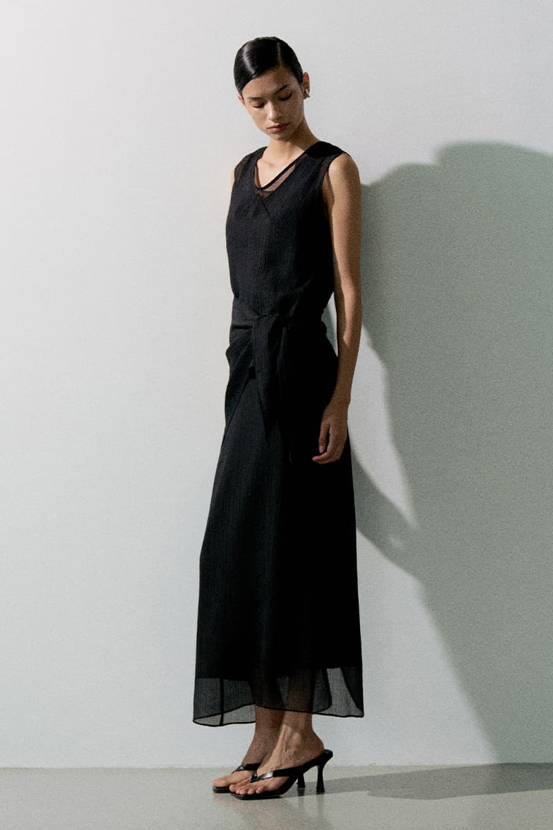 Layered Detail Sheer Sleeveless Top Black — vue 5