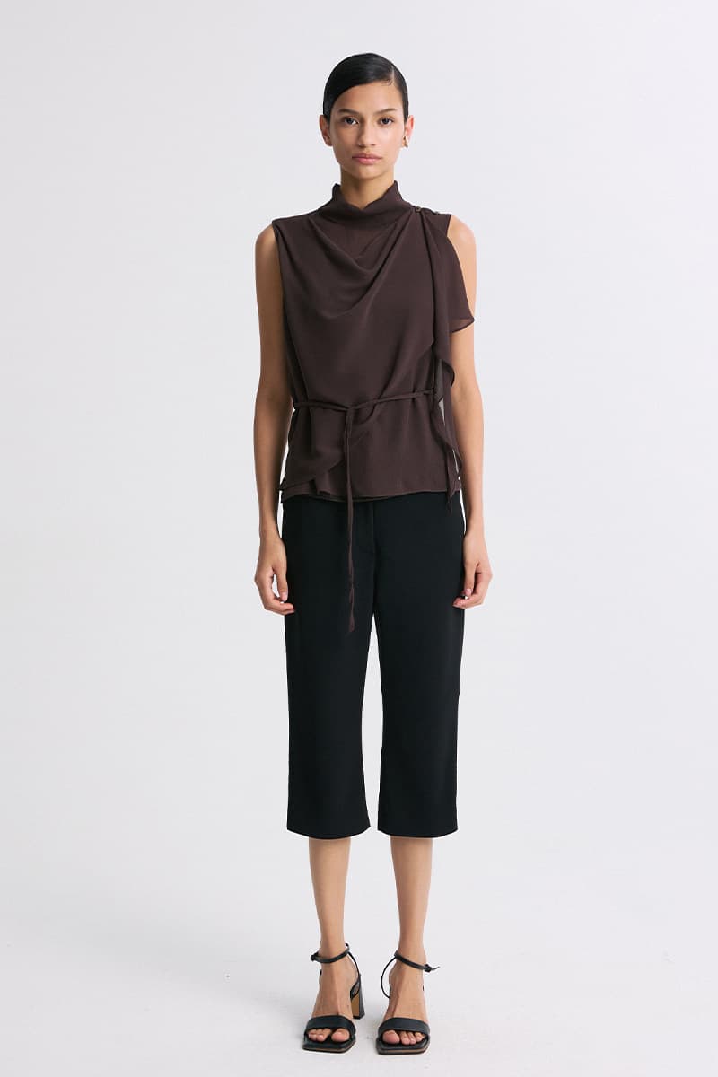 Belted Draped Sleeveless Blouse — vue 5