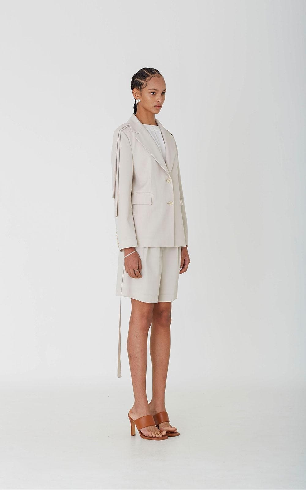 Ria Jacket (Beige) — vue 3