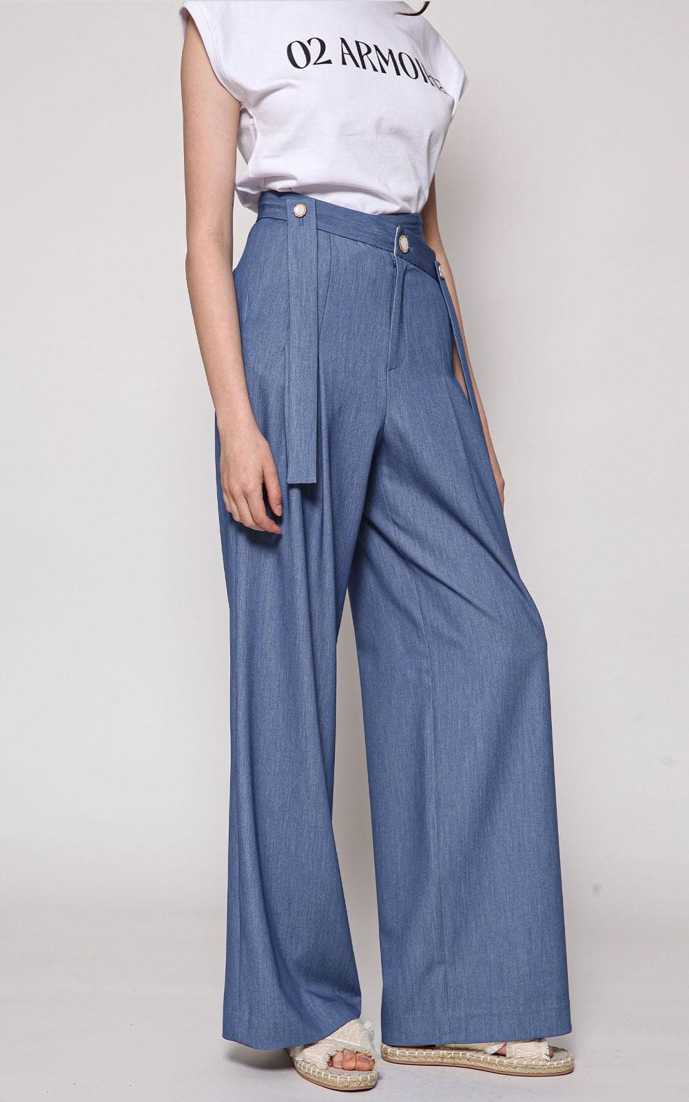 Evelyn Trousers (Light Blue) — vue 4
