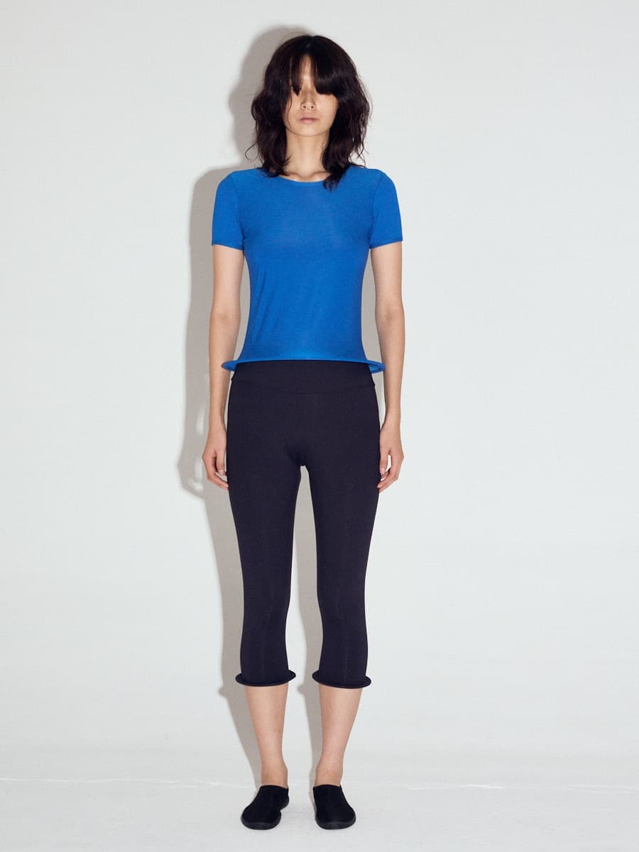 Wired Hem Basic Top in Blue — vue 1