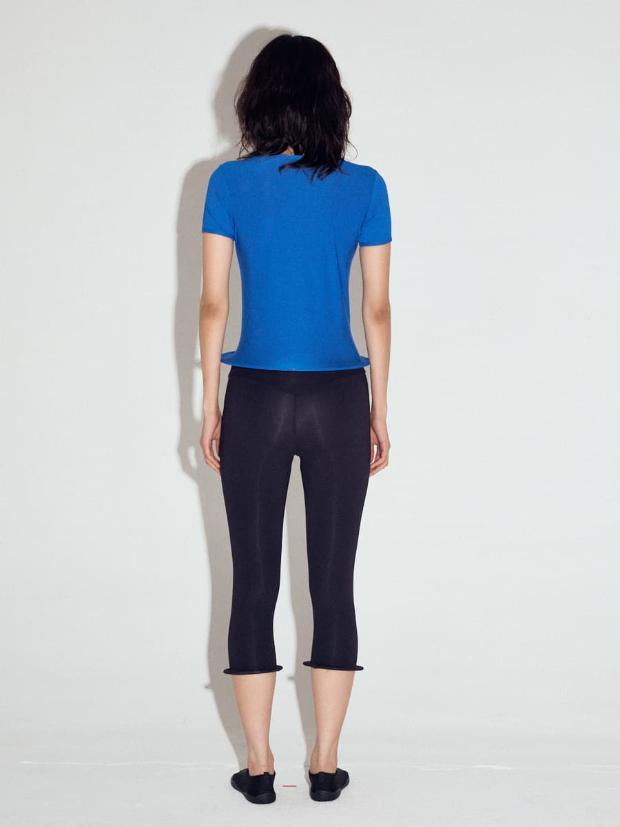 Wired Hem Basic Top in Deep Purple — vue 4
