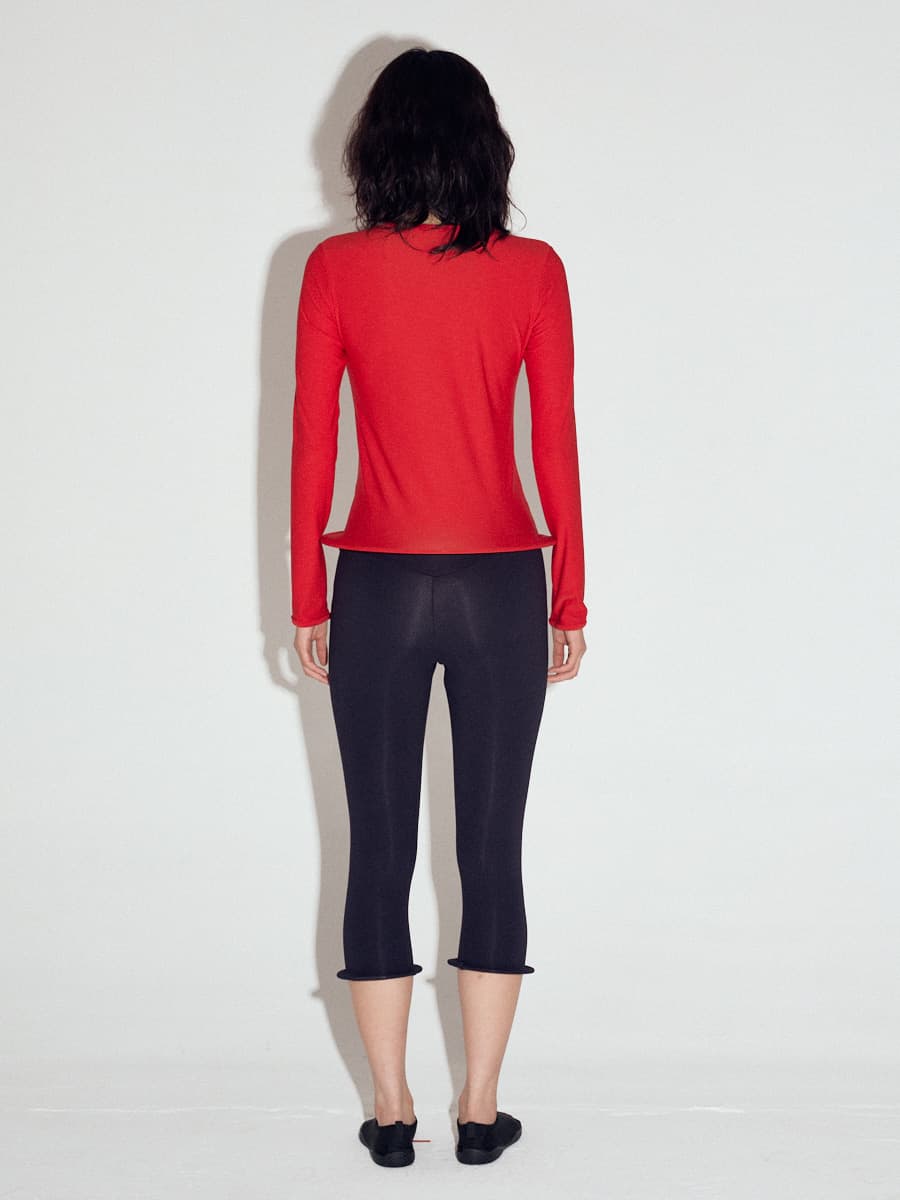 Wired Hem Basic Top in Red — vue 4