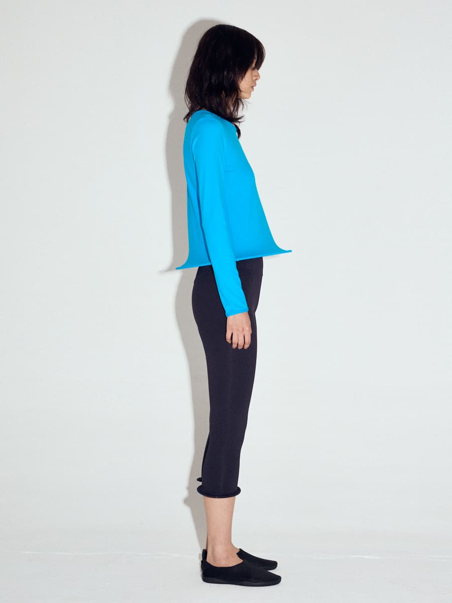 Wired Hem Basic Top in Turquoise — vue 4
