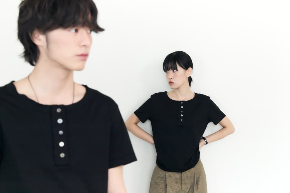 5 Button Henry Neck (Black) — vue 14