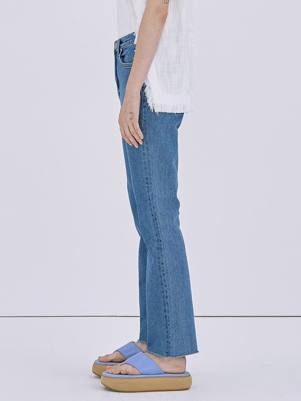 Semi-Bootscut Denim Pants — Blue — vue 2