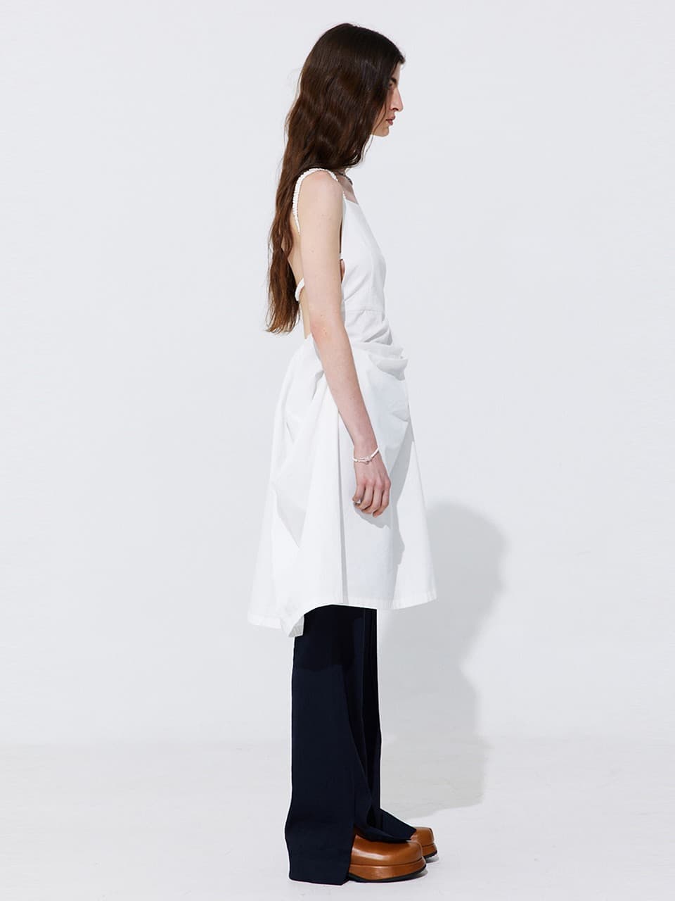 Shirring Back Line Layered Dress — White — vue 8