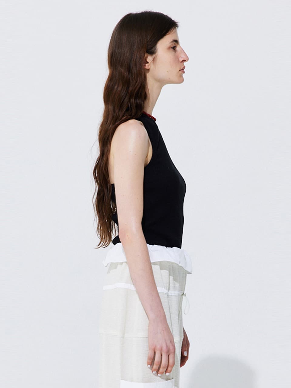 Back Cut-out Sleeveless — Black — vue 8