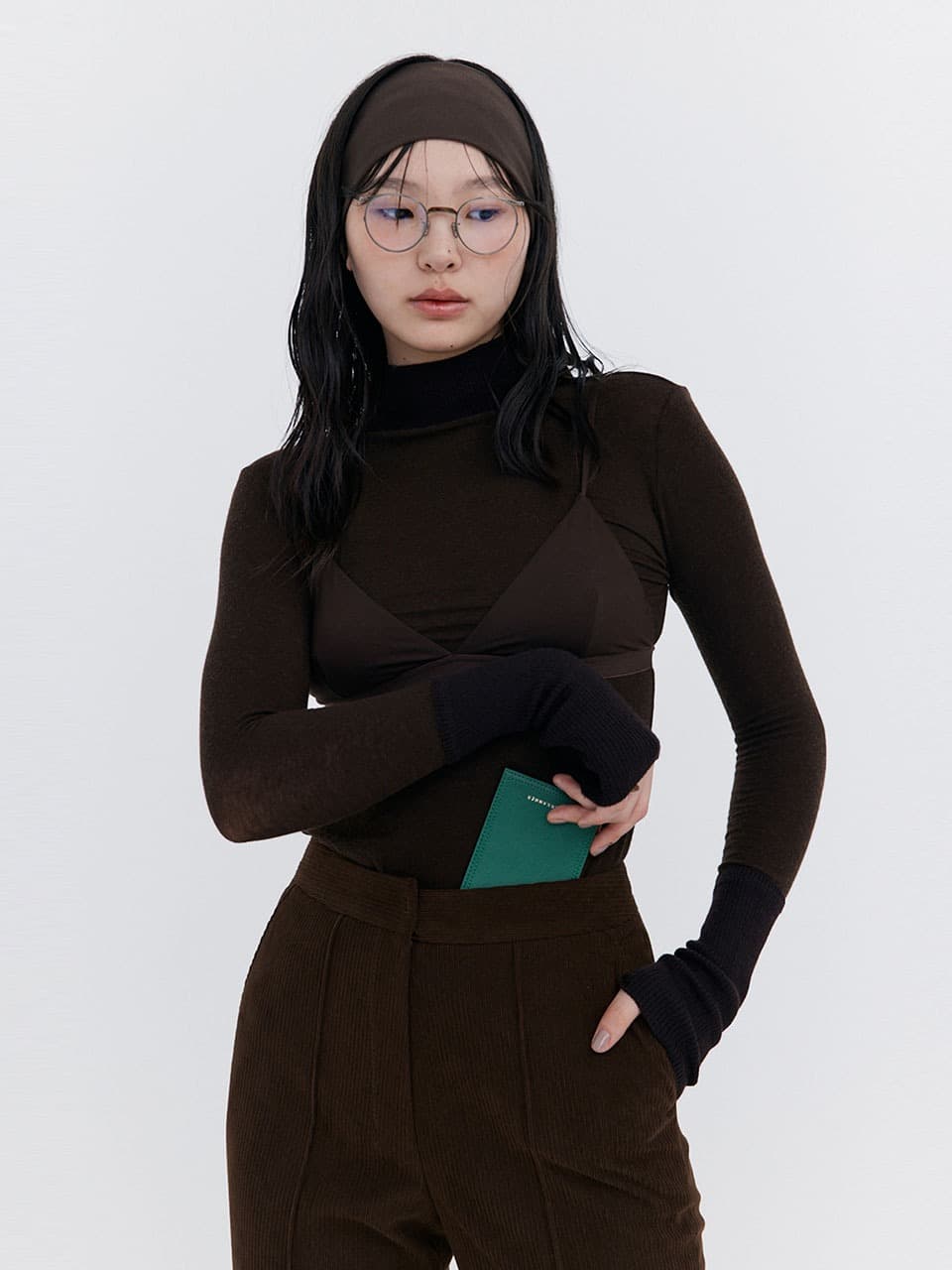 Knit Rib Half Turtleneck T-shirt — Brown — vue 1