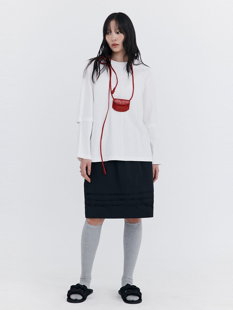 Raw-cut Tuck Skirt — Black — vue 6