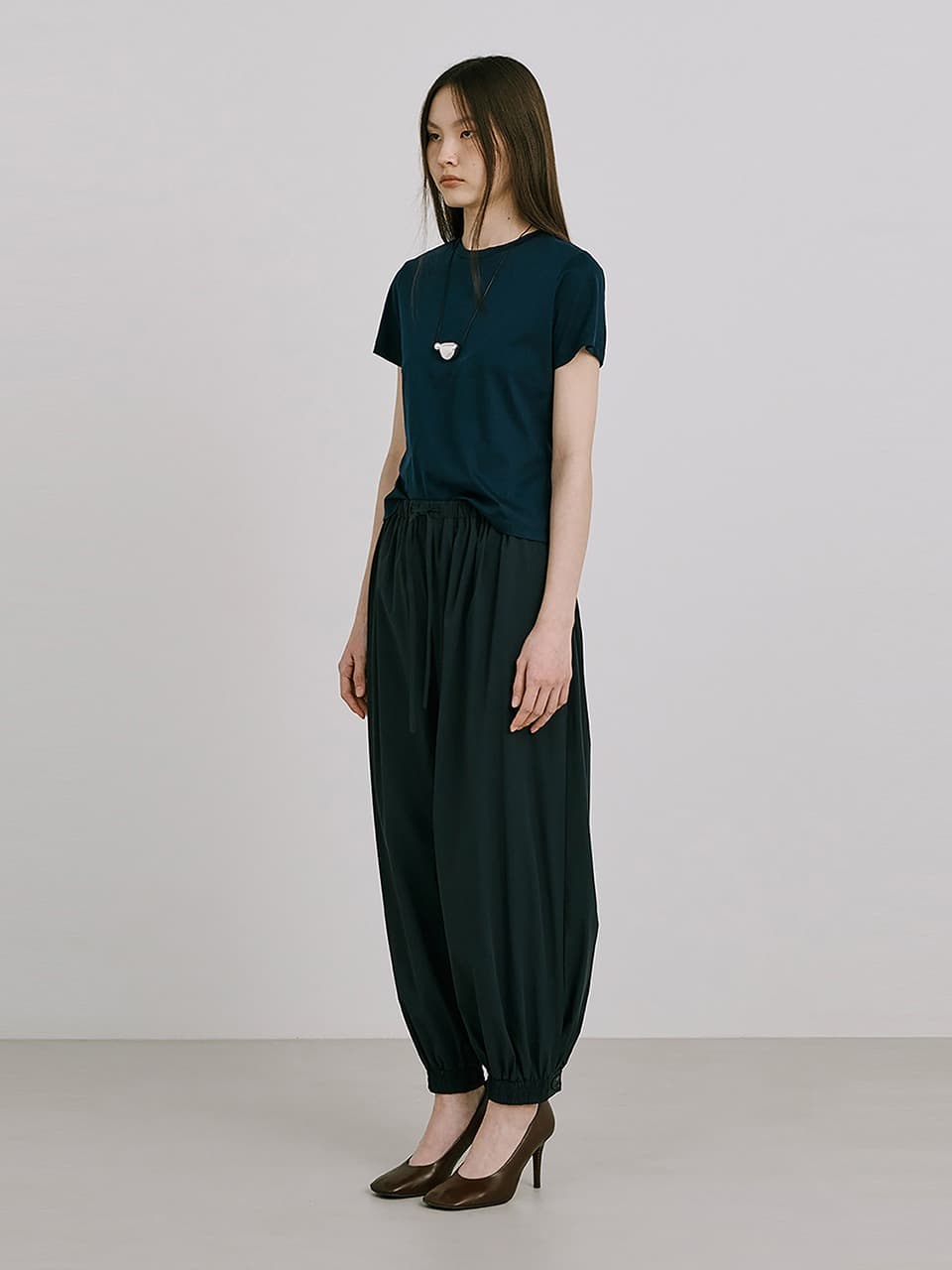 25 Basic Short Sleeve T — Navy — vue 3