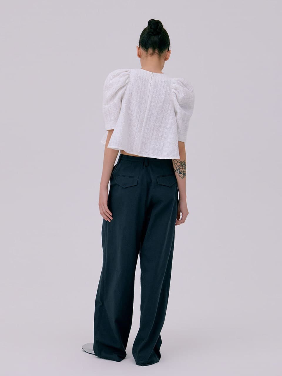 26 Zigzag Wide Pants — Navy — vue 3