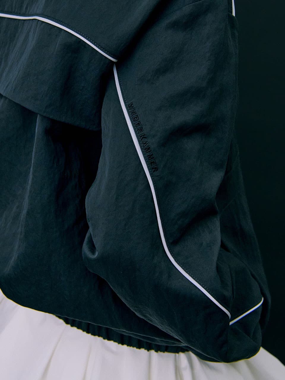 Hidden Light Jumper — Dark Navy — vue 5