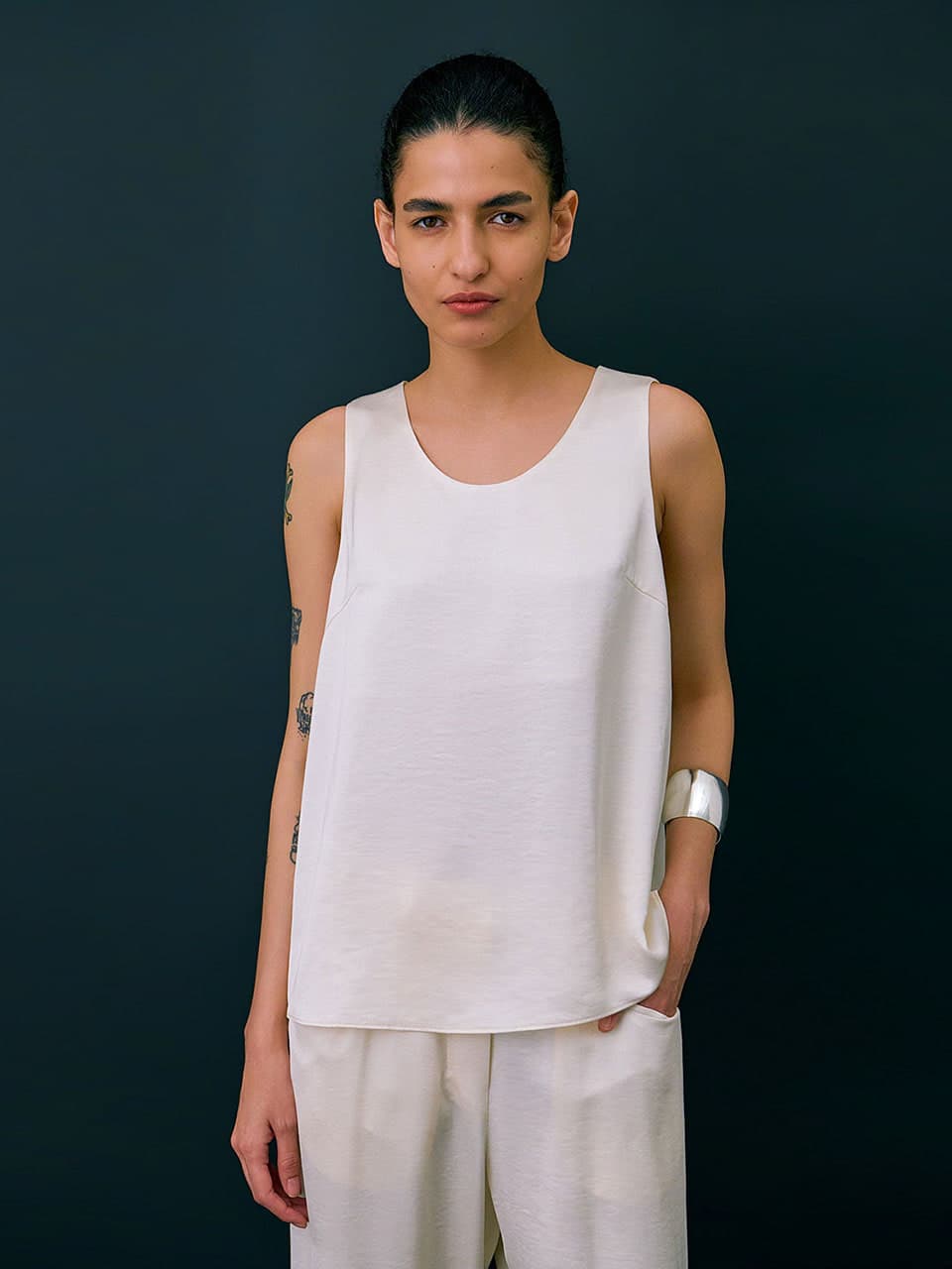 Layered Sleeveless Top — Cream — vue 1