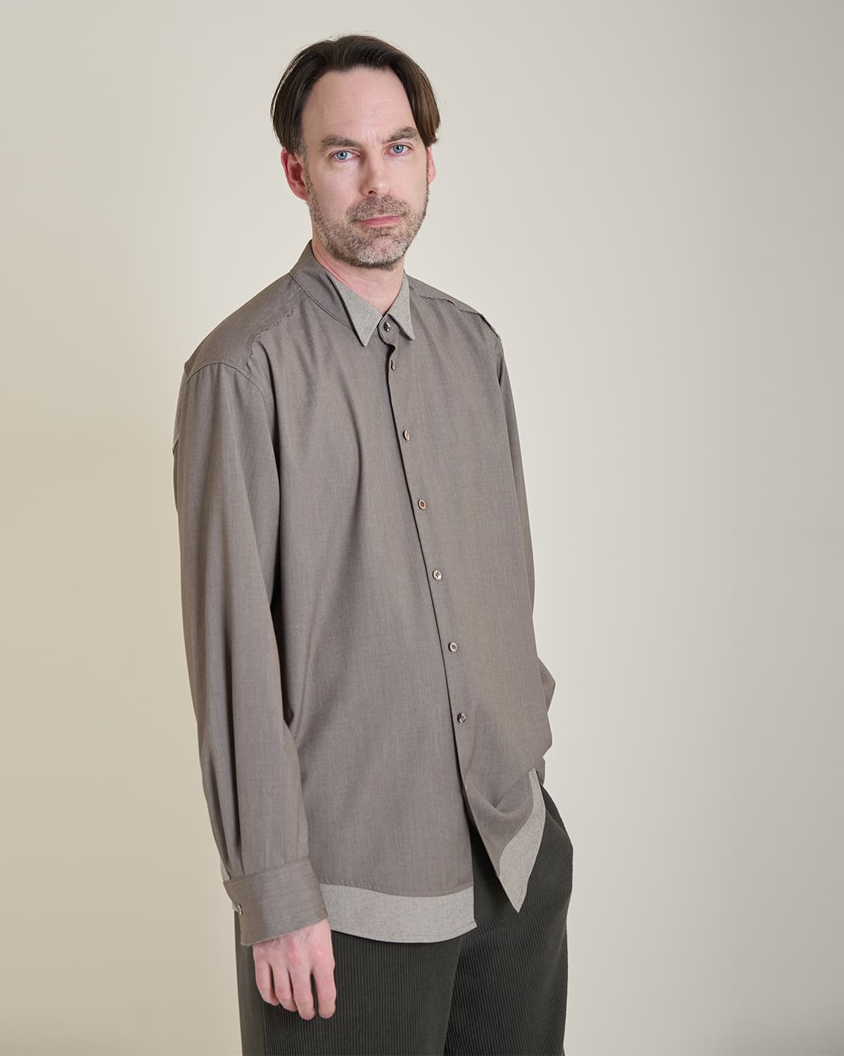 Wing-Tip Collar Shirt (brown) — vue 5