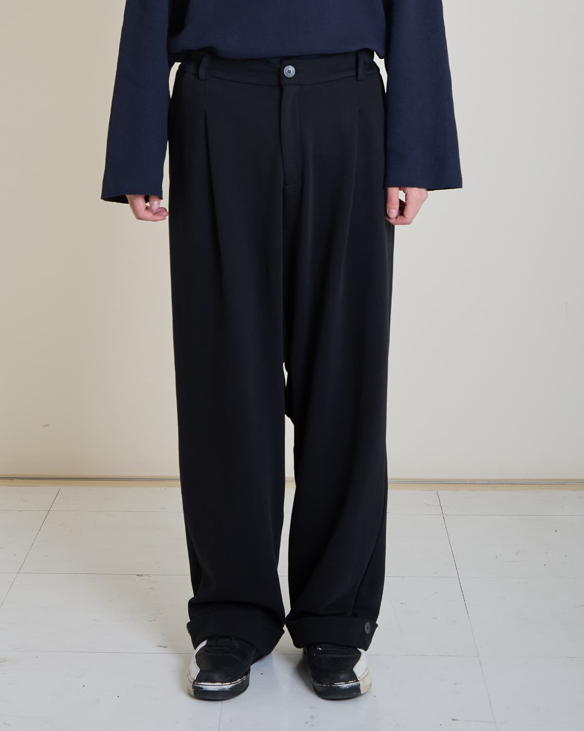 eco-Wide Baggie Trousers (black) — vue 1