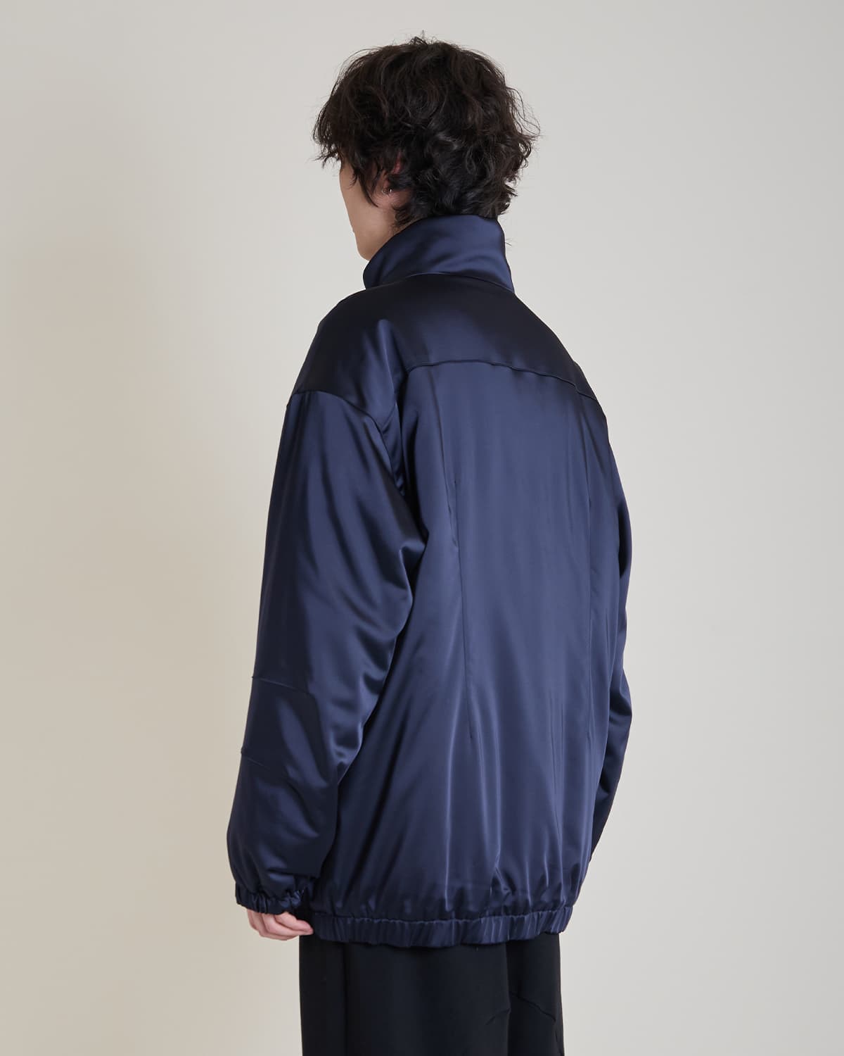 Simple Padding (navy) — vue 3