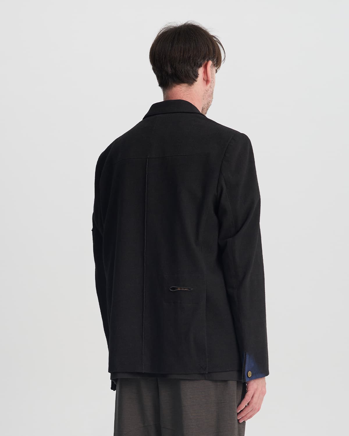 Lonely Clown’s Jacket — vue 3
