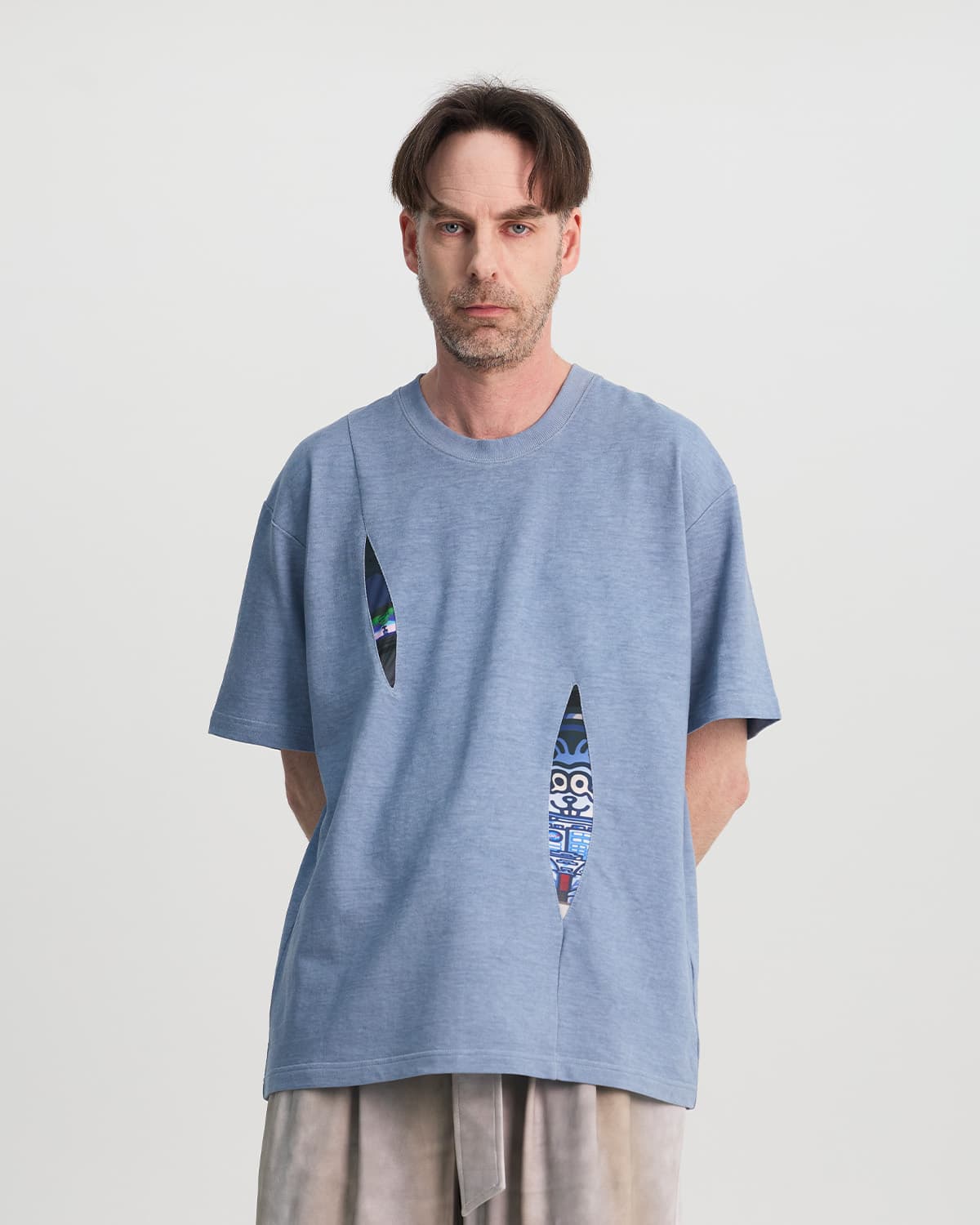 Overview Effect T-shirt (mothfly & inkyoung) — vue 5