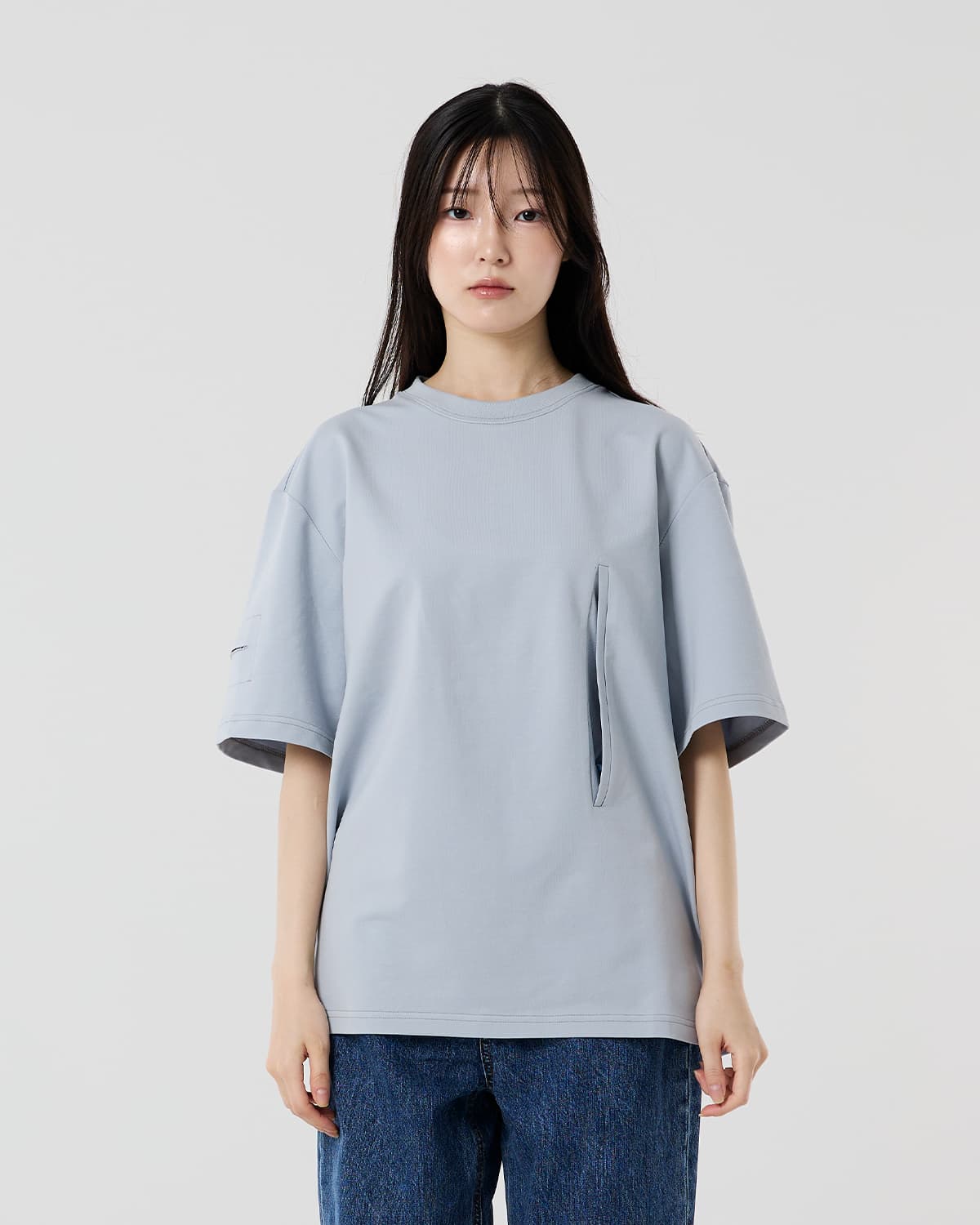 Light Thru the Slit T-shirt (almost blue) — vue 1