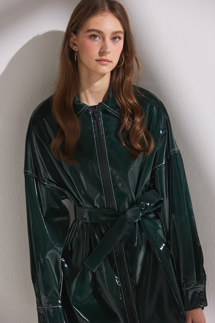 Green Leaf Coat — vue 3