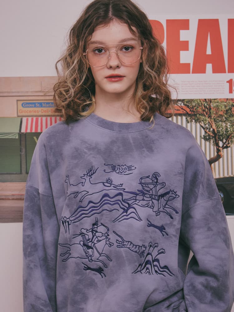 Royal Hunting Scene Sweatshirt (Navy) — vue 6