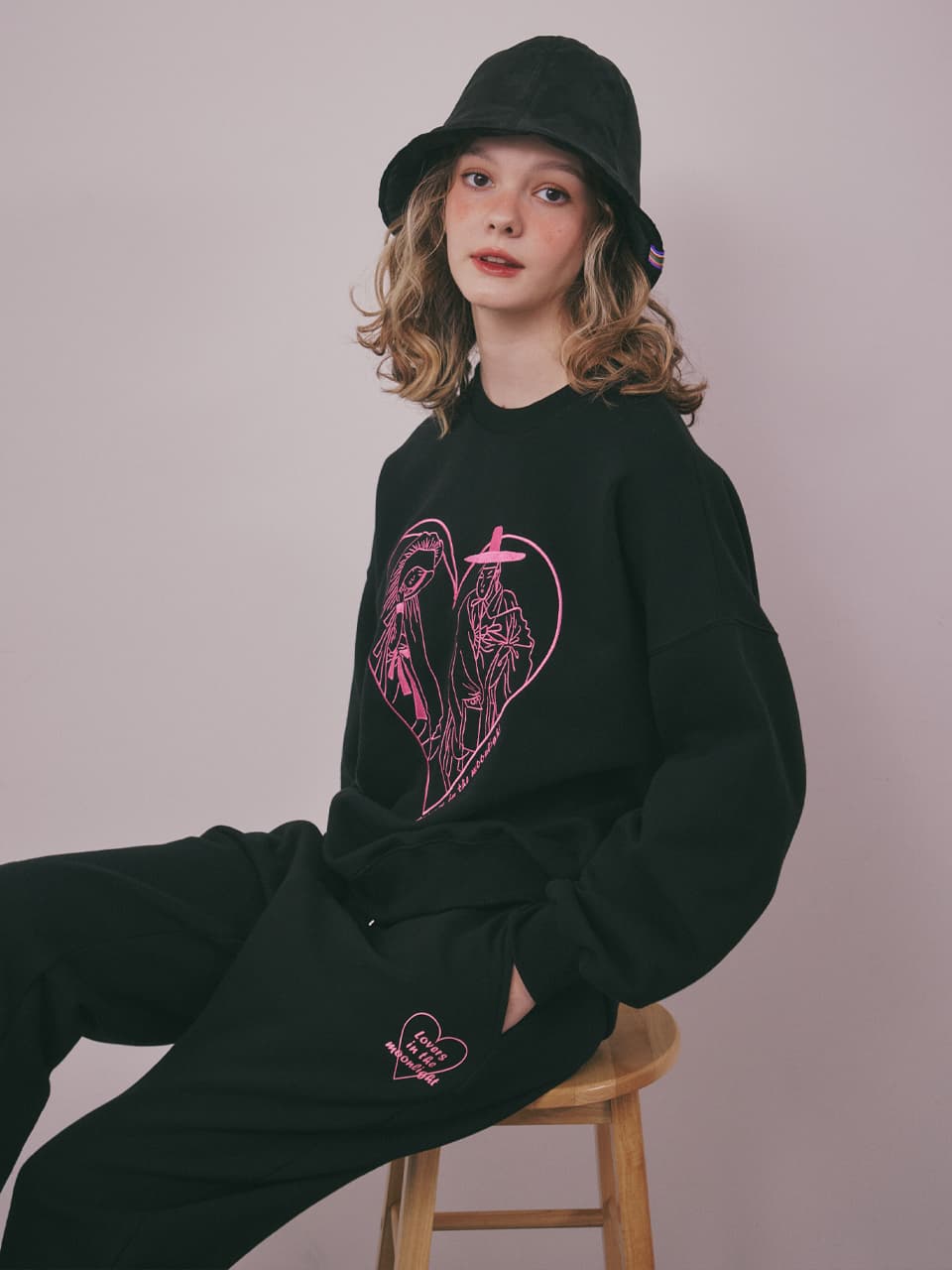 Lovers in the Moonlight Fleece Sweat Set-Up (Black) — vue 8