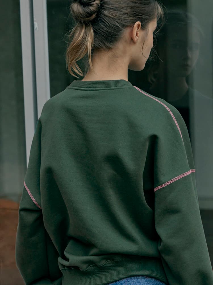 Sun, Moon and Five Peaks Sweatshirt (Green) — vue 5